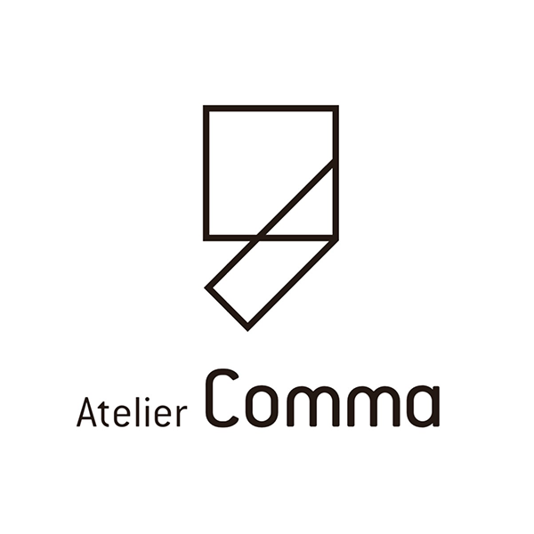 「Atelier Comma」のロゴ