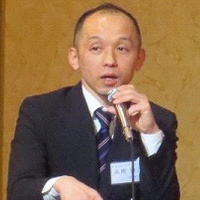 高岡謙二氏