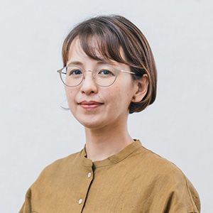 平山直美氏