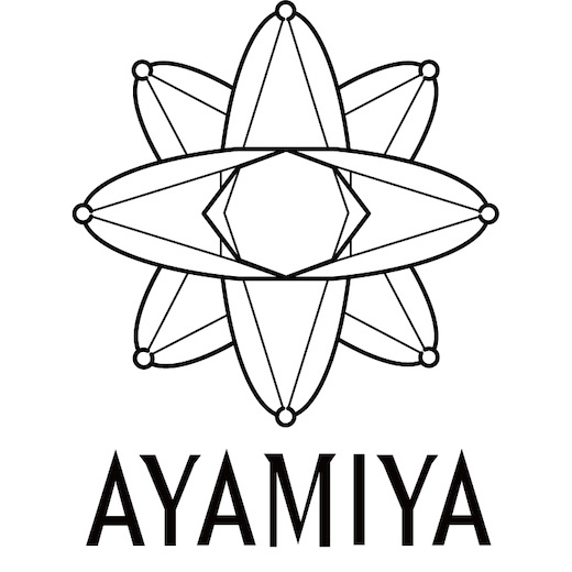 「AYAMIYA」のロゴ