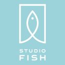 「スタジオフィッシュ」のロゴ