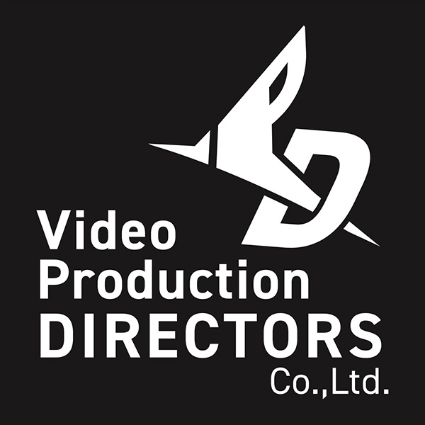 「株式会社映像制作集団ディレクターズ」のロゴ