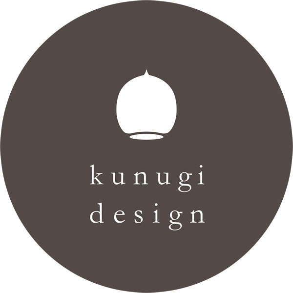 「kunugi design」のロゴ