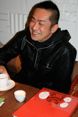 岩本氏