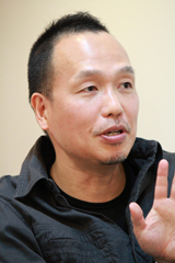 佐藤氏