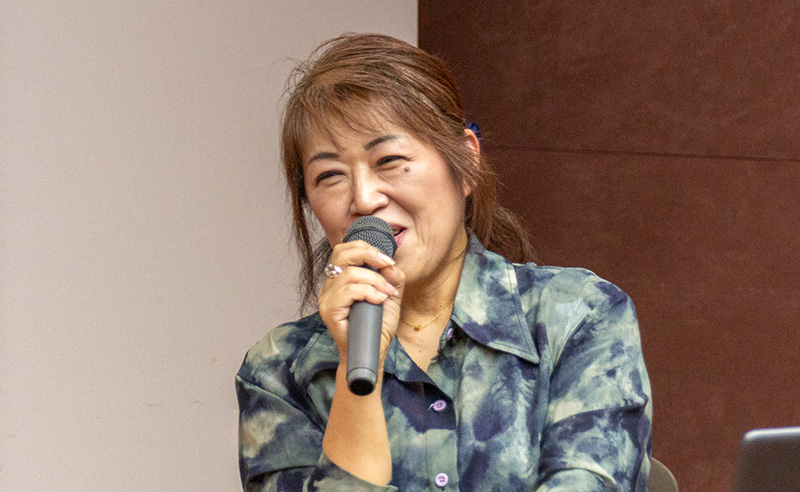 竹本晃子氏