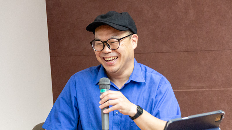 前川岳久氏