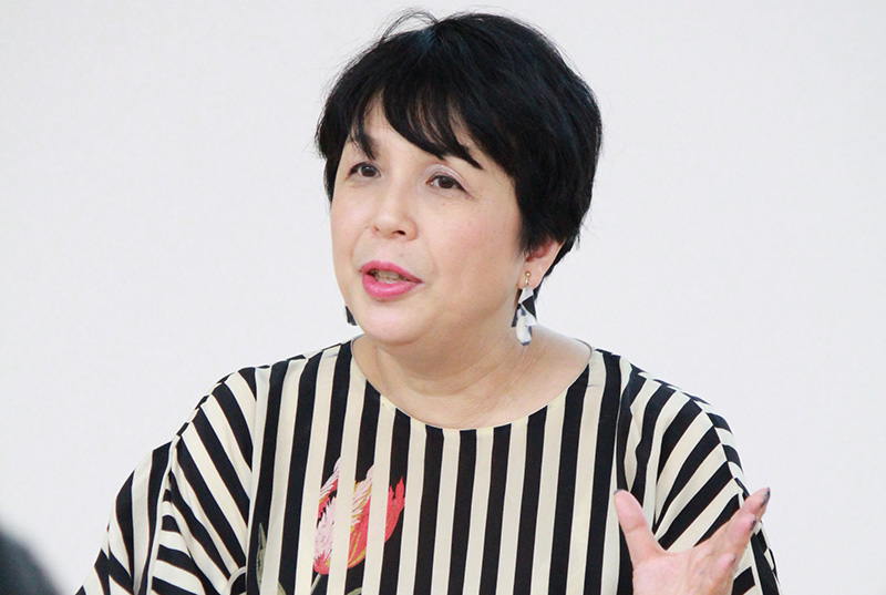 玉井恵里子氏