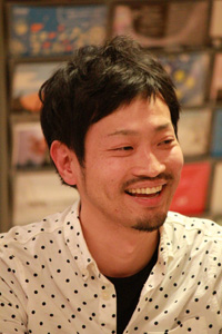 小野哲郎氏